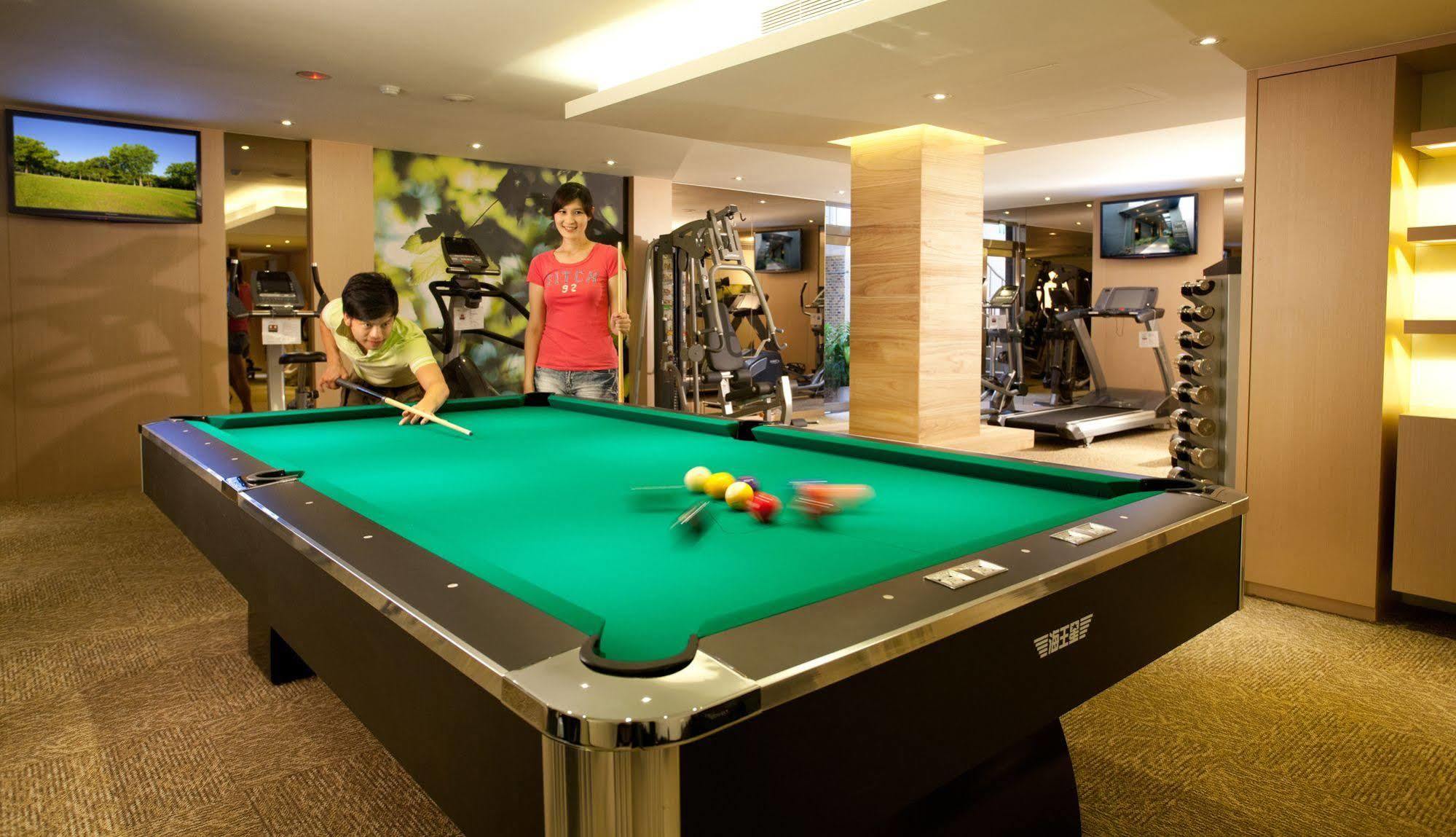 The Corner House Hotel Тайпей Екстериор снимка